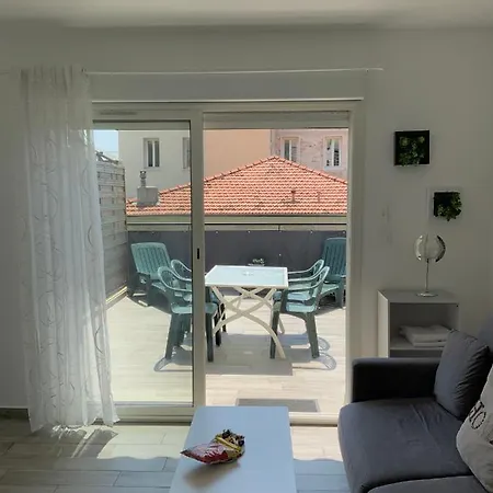 Sunny - Magnan, Tramway-proche Aeroport Nizza