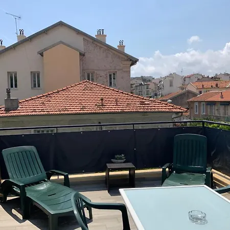 Sunny - Magnan, Tramway-proche Aeroport *